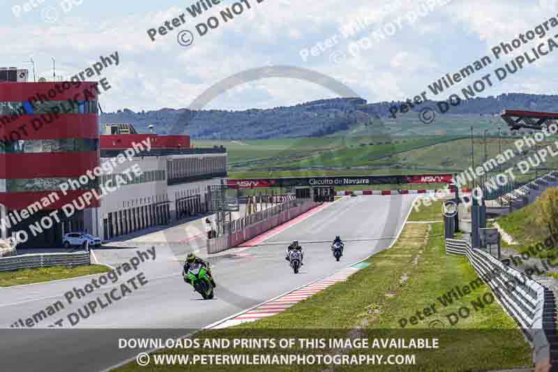 cadwell no limits trackday;cadwell park;cadwell park photographs;cadwell trackday photographs;enduro digital images;event digital images;eventdigitalimages;navarra;no limits trackdays;peter wileman photography;racing digital images;trackday digital images;trackday photos